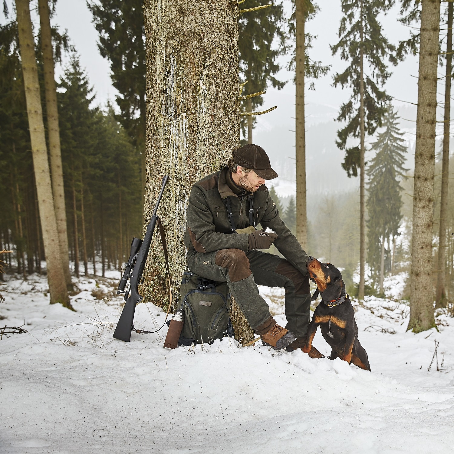 Härkila Metso Stuhlrucksack Hunting Green Unterwegs mit dem Hund